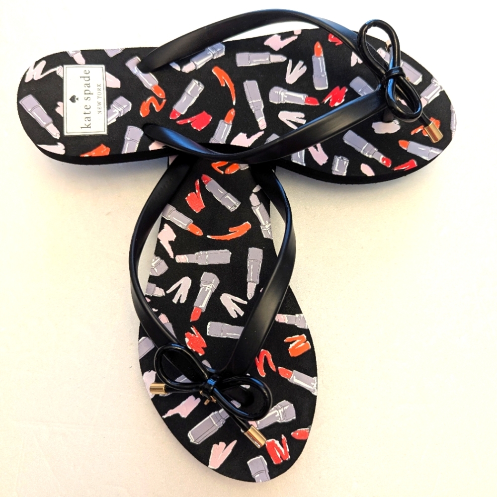 Kate Spade Black and Red Artistic Makeup Print Sandals And Bow With Logo Charm